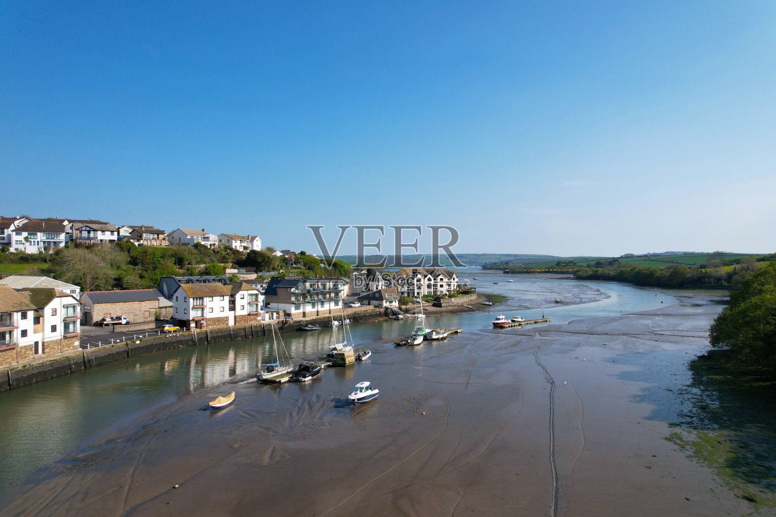 英国德文郡王桥海岸线无人机鸟瞰图照片摄影图片