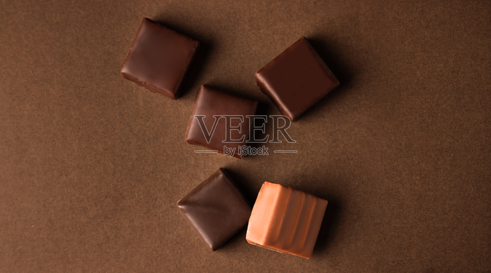 甜蜜美味的巧克力是情人节的最佳选择照片摄影图片