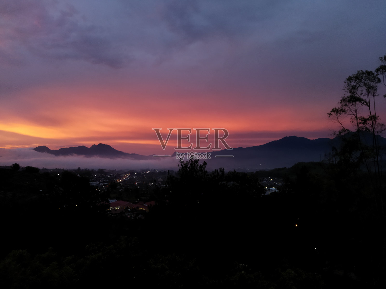 马朗日落照片摄影图片