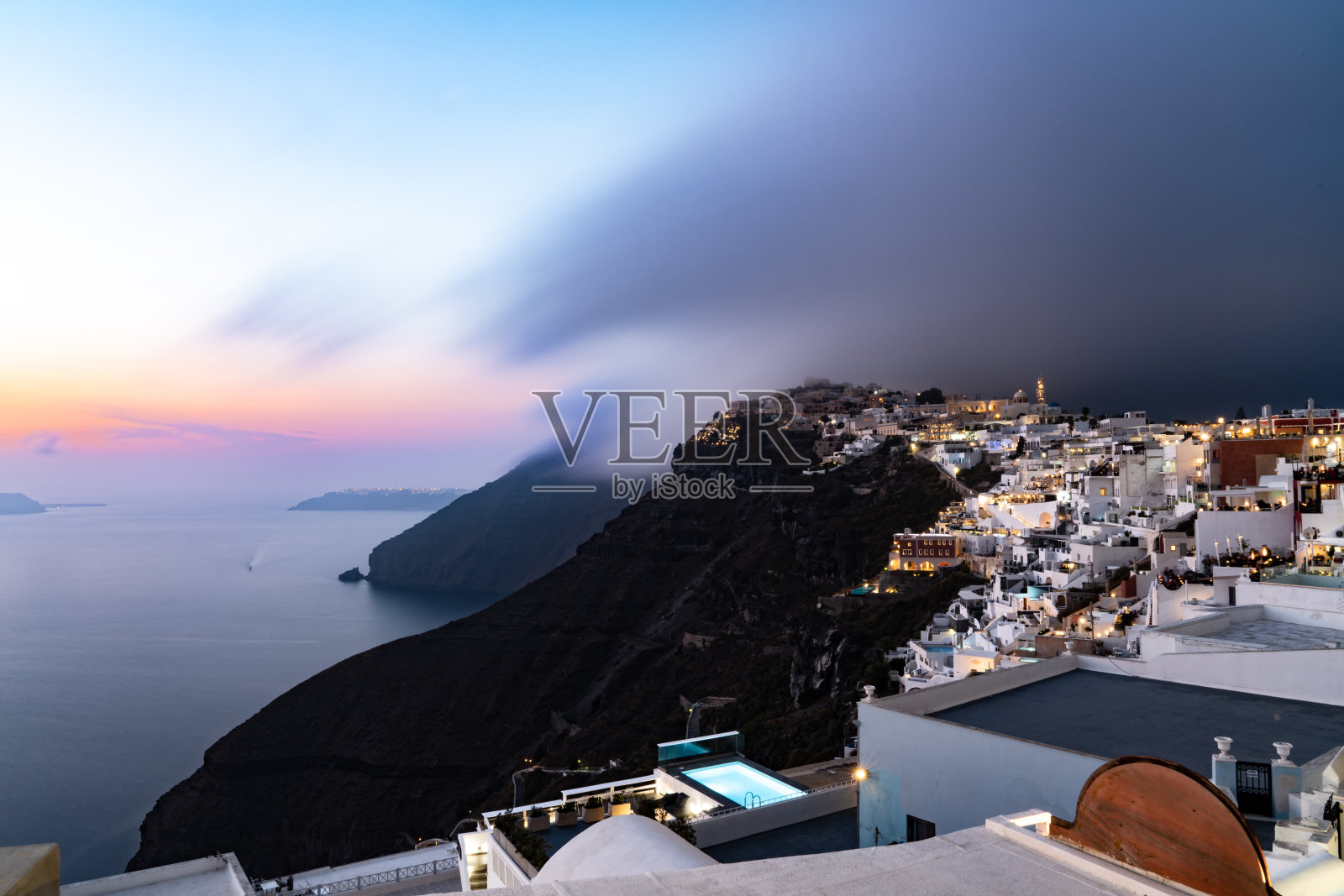 希腊圣托里尼岛美丽的海景照片摄影图片