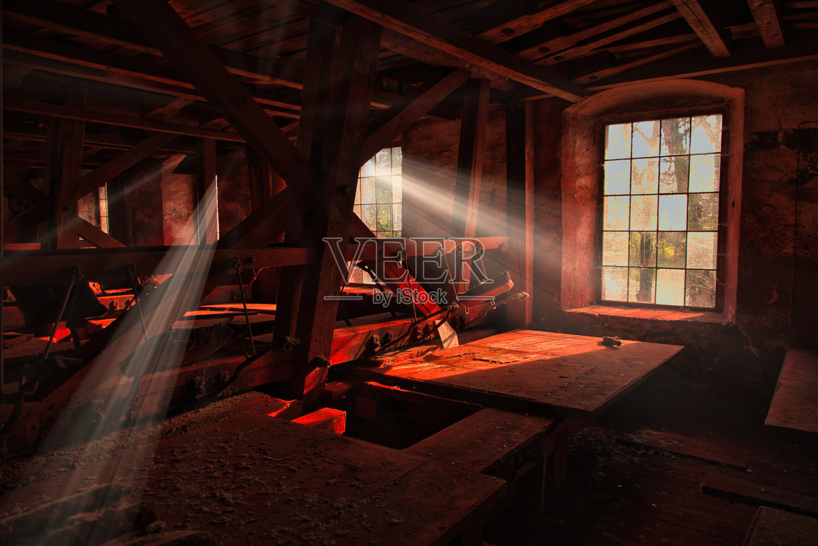 旧玻璃研磨机照片摄影图片