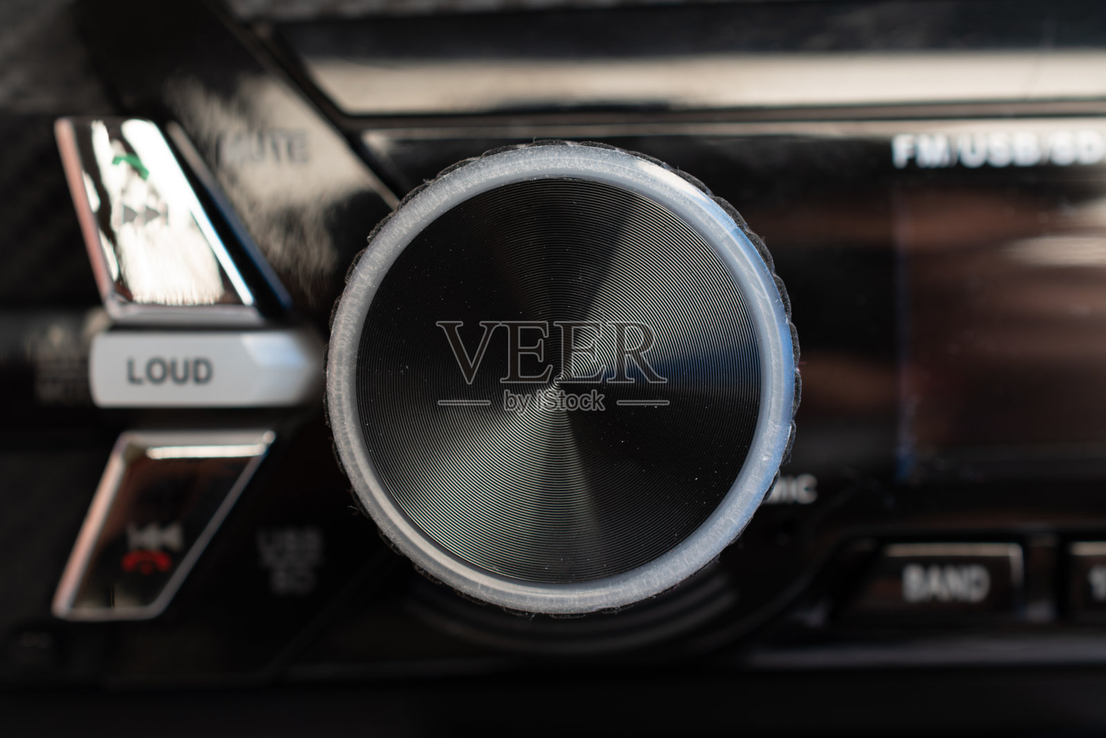 音乐系统上的音量旋钮照片摄影图片