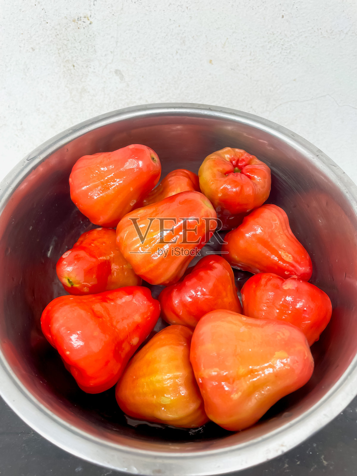 水的苹果照片摄影图片