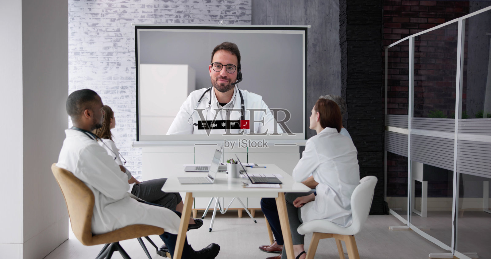 电子学习视频会议演示会议照片摄影图片