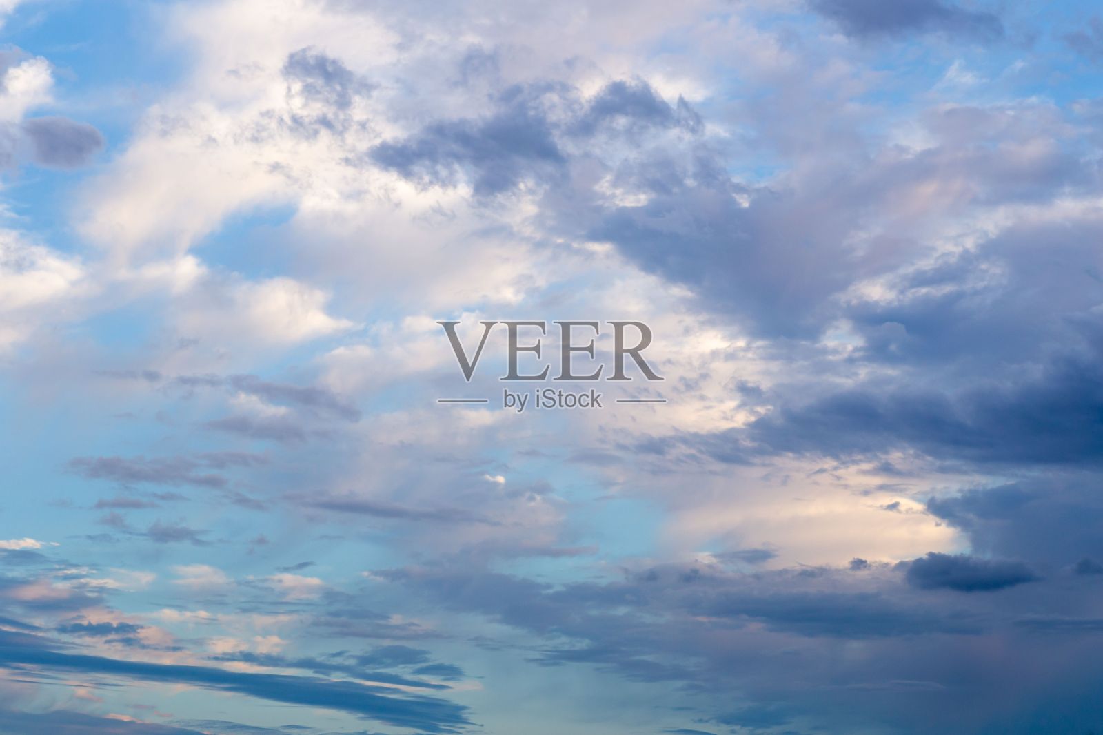 多云天空的美丽镜头照片摄影图片