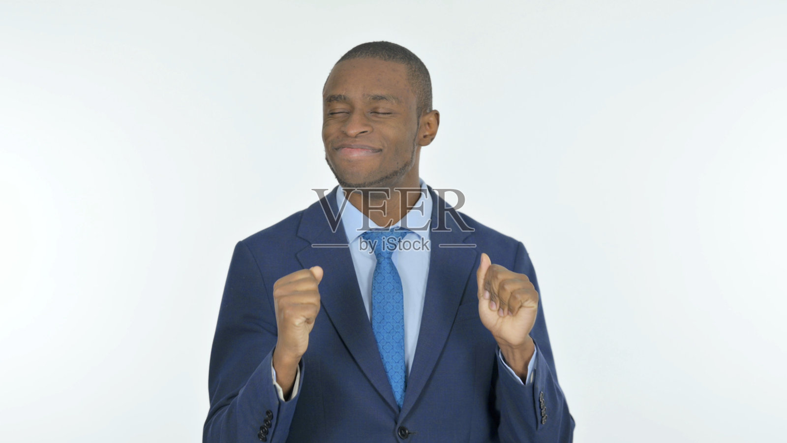 在白色背景上跳舞的非洲商人照片摄影图片