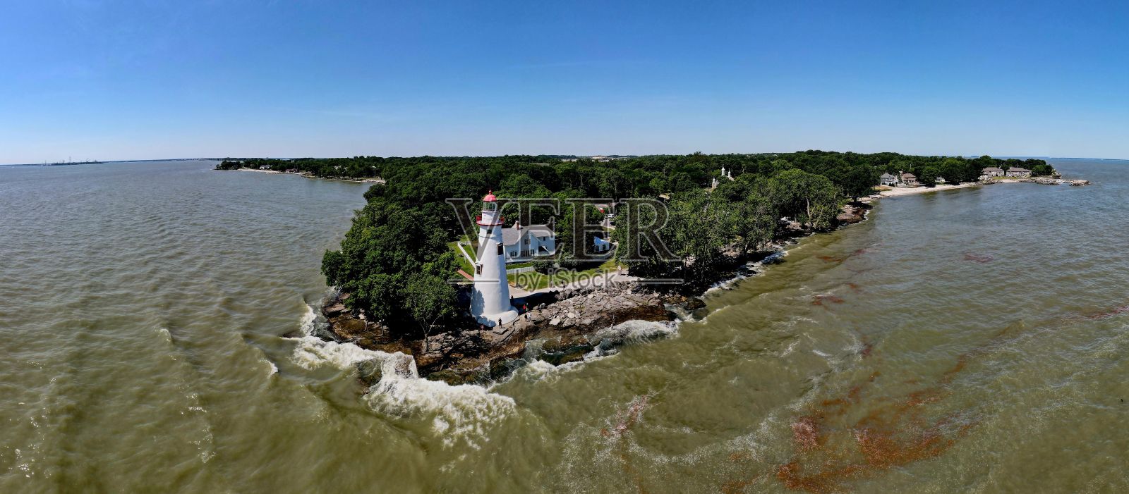 鸟瞰白色灯塔照片摄影图片