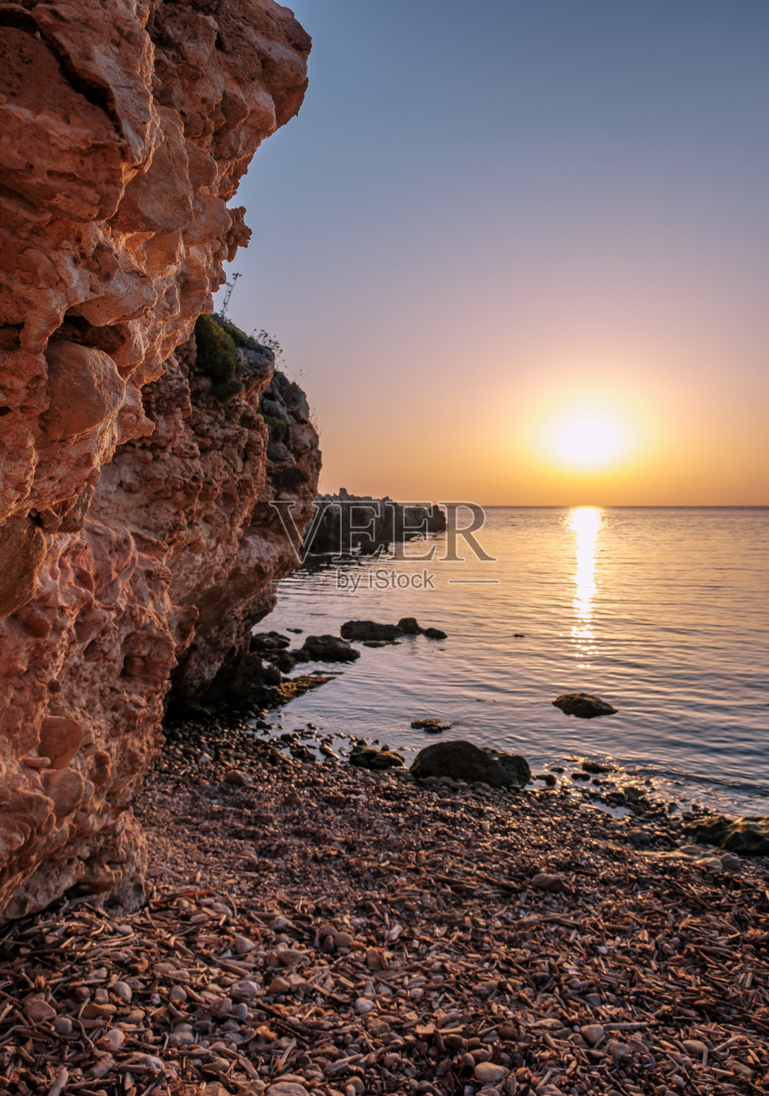 海滩上美丽的日落照片摄影图片
