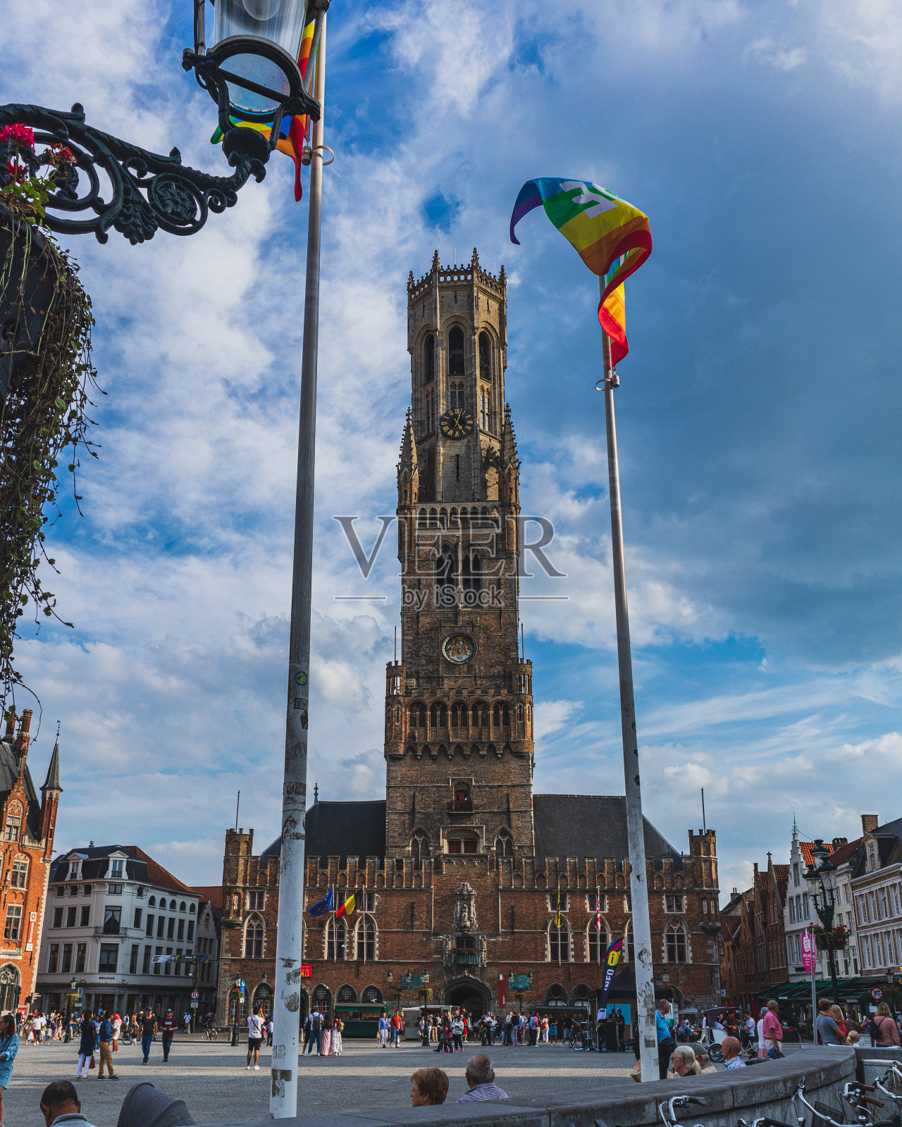 比利时布鲁日钟楼的垂直镜头照片摄影图片