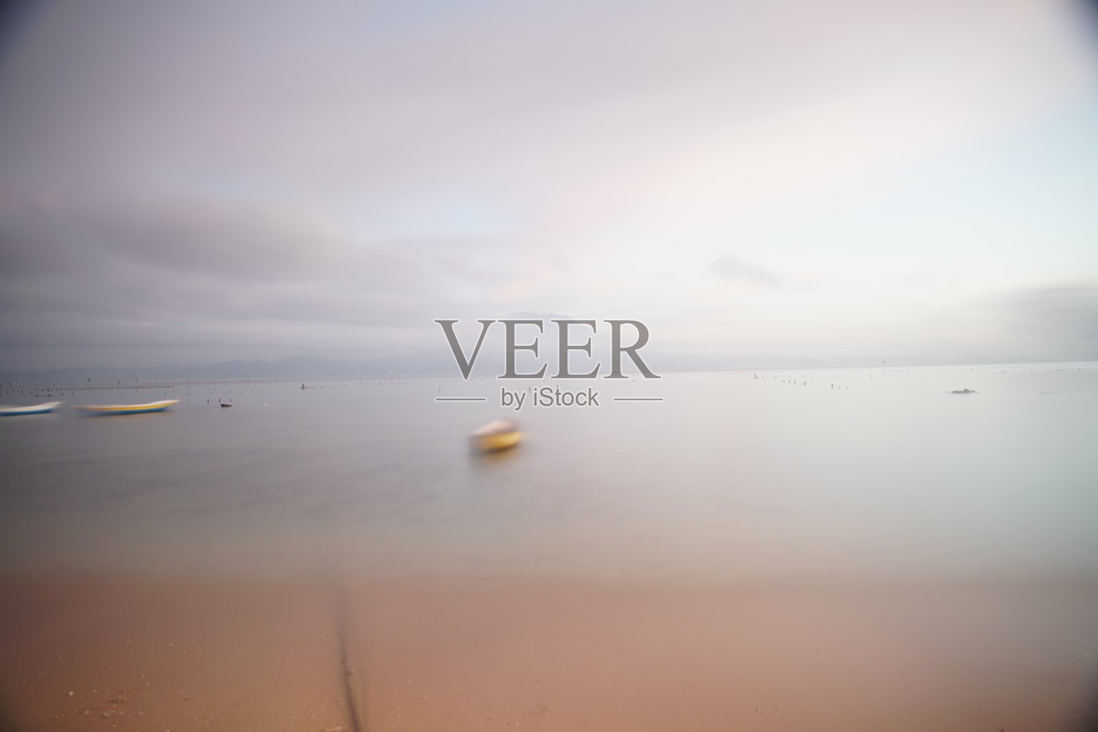 日出的莱邦安海照片摄影图片