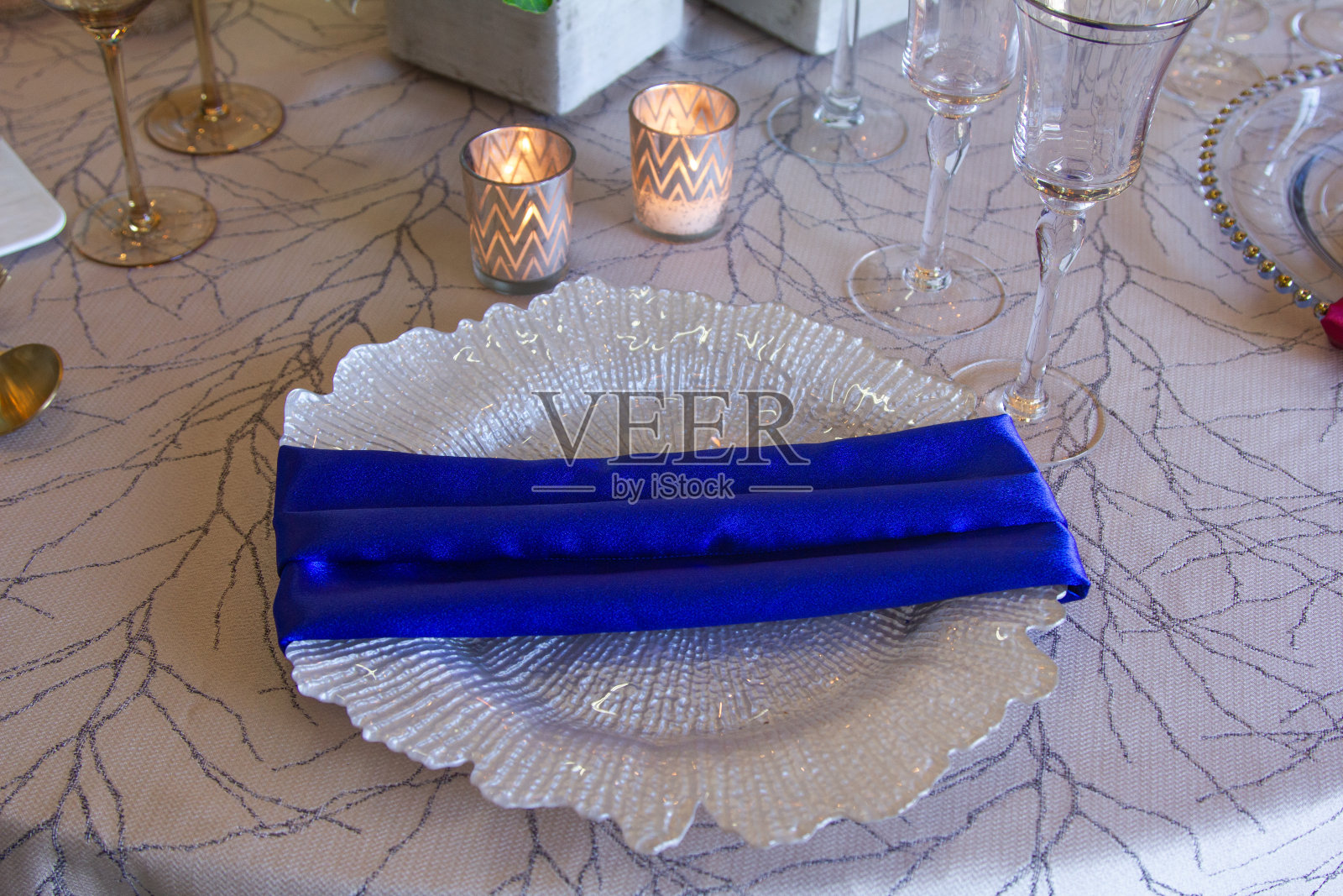 用于婚礼活动的复古装饰桌子照片摄影图片