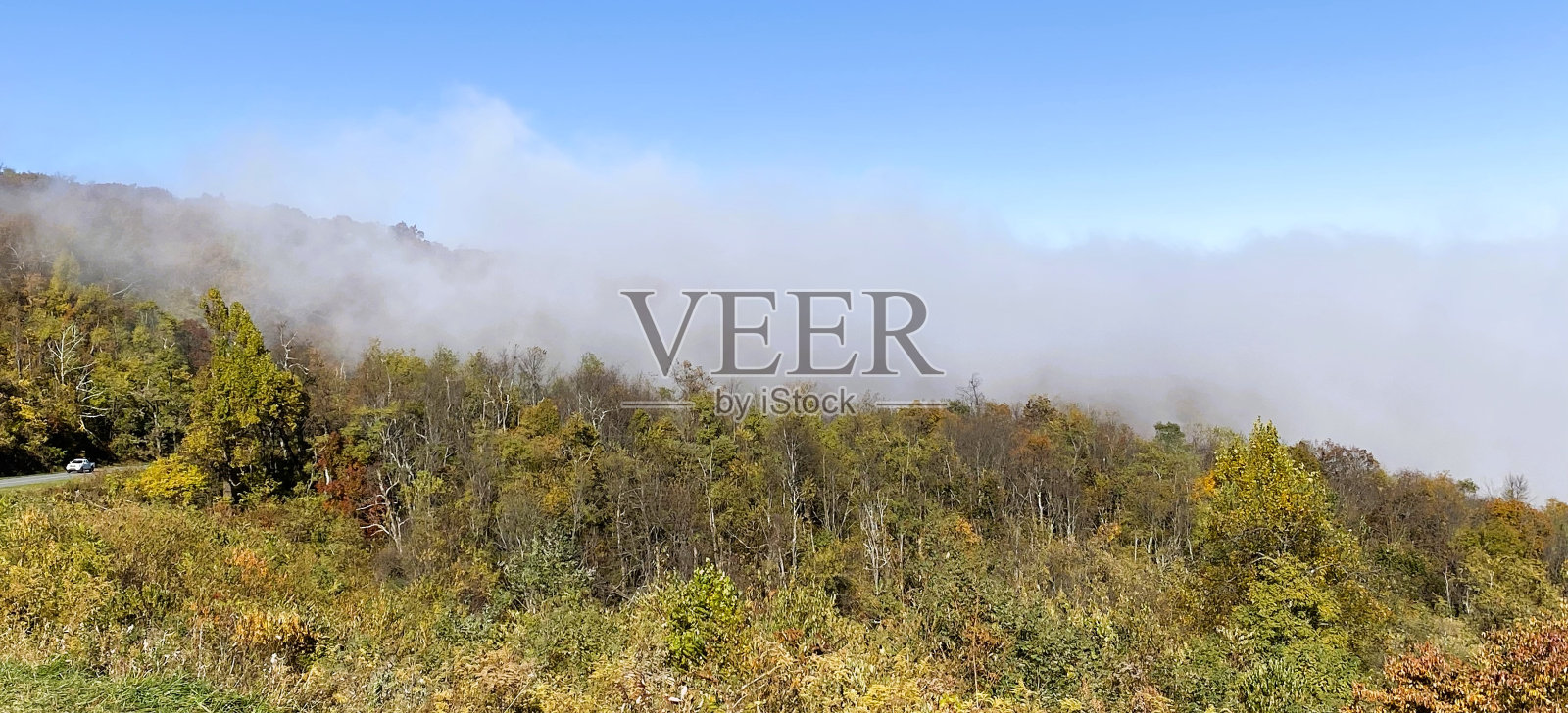 谢南多厄国家公园的风景云景照片摄影图片