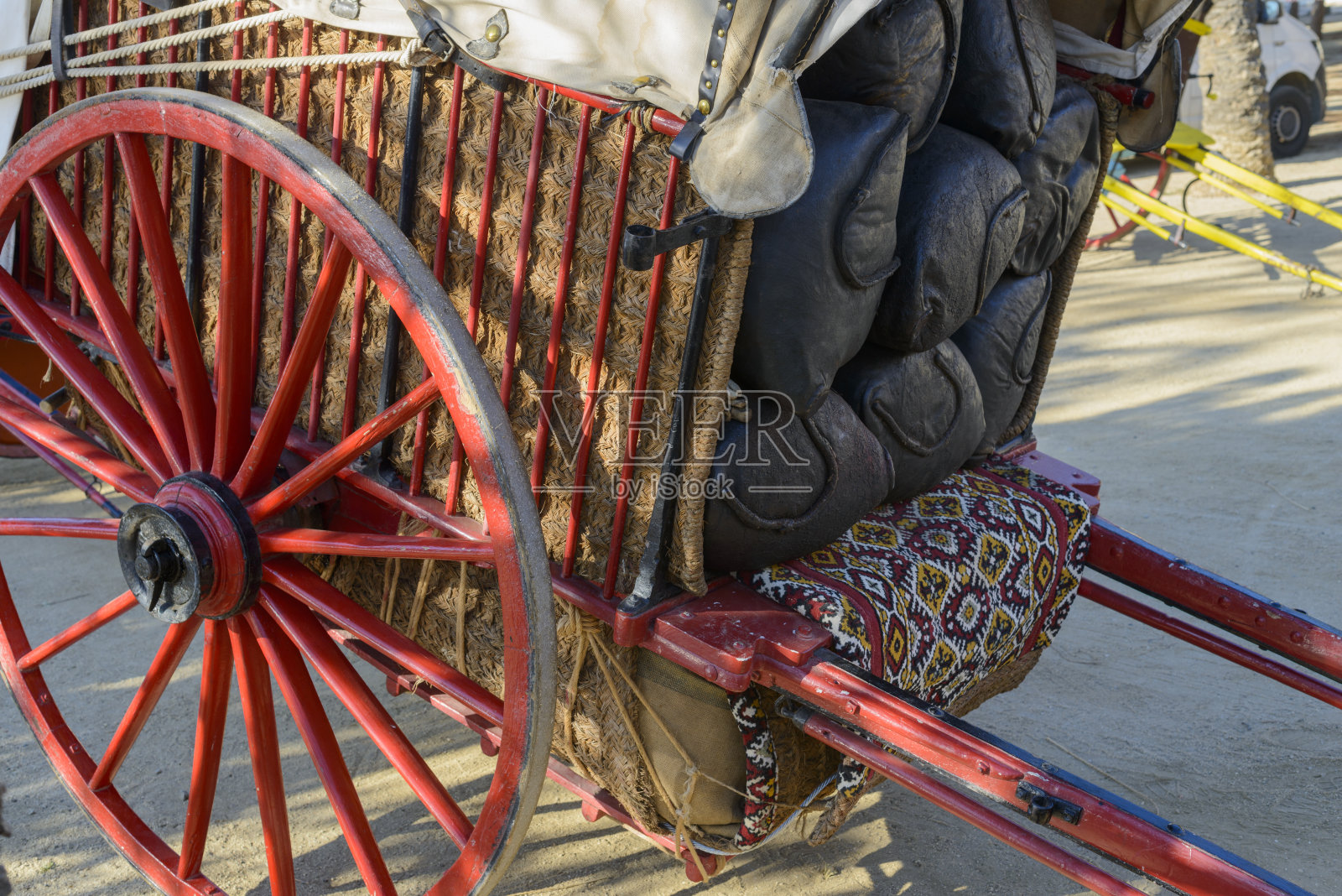 老式的传统运输车照片摄影图片