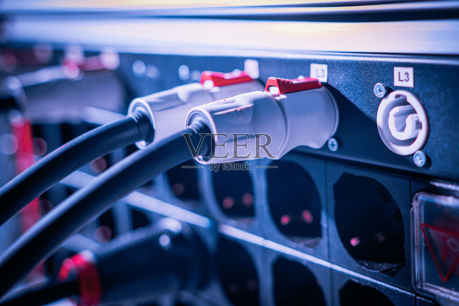 演播室音频舞台电源连接器的特写镜头照片摄影图片