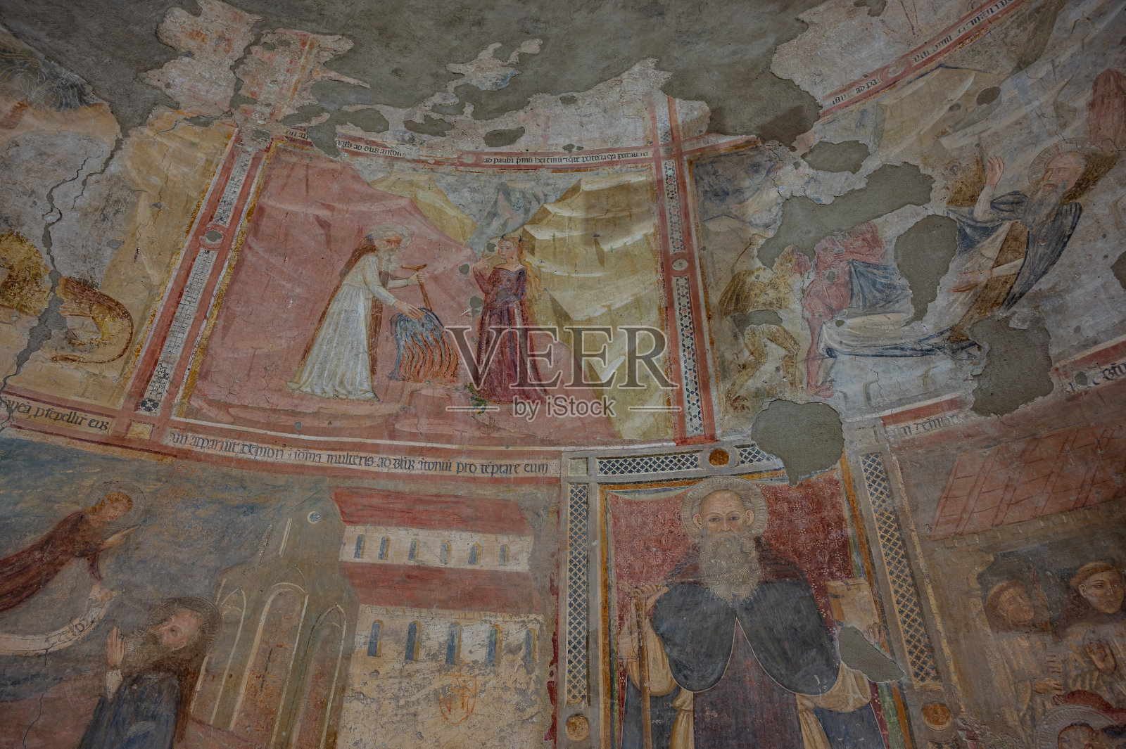 Teano,坎帕尼亚。圣安东尼奥教堂照片摄影图片