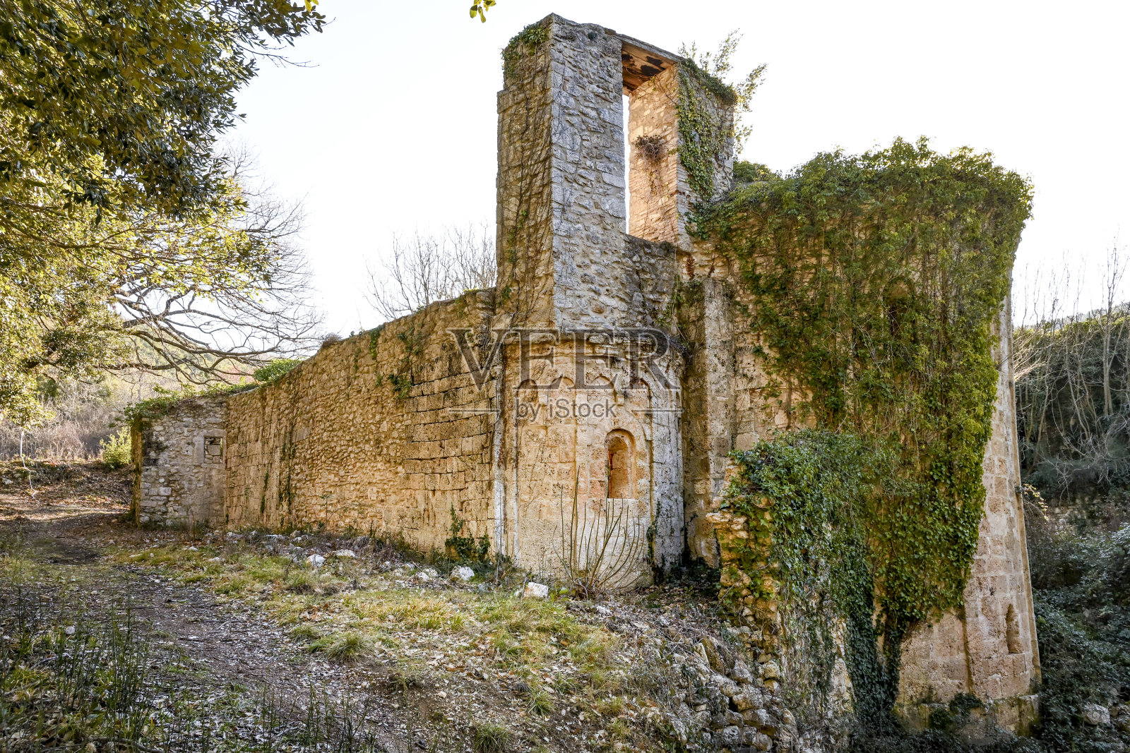 斯特朗科内Fundis的圣贝内德托修道院照片摄影图片