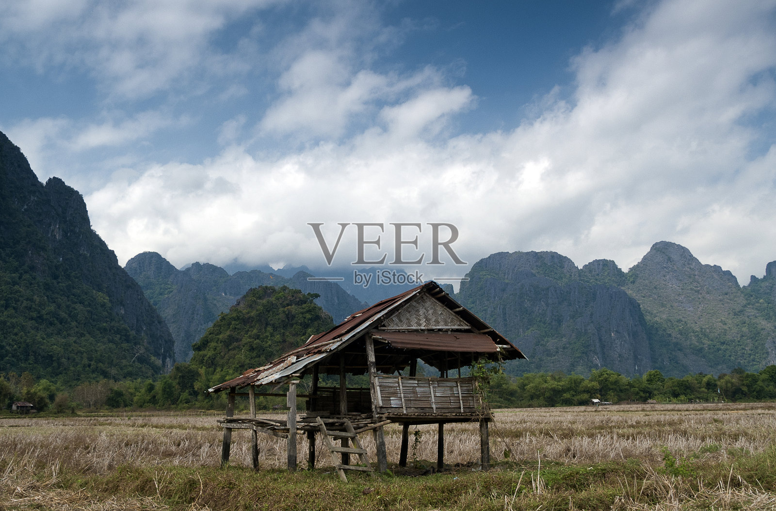 老挝的乡村景观照片摄影图片