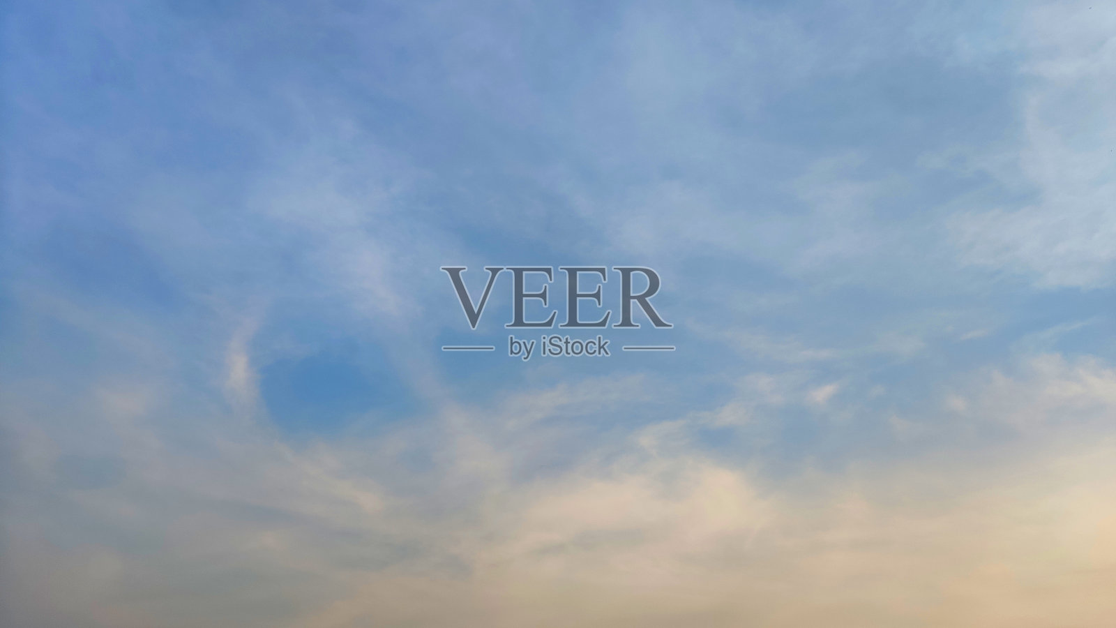 蓝天白云作背景照片摄影图片