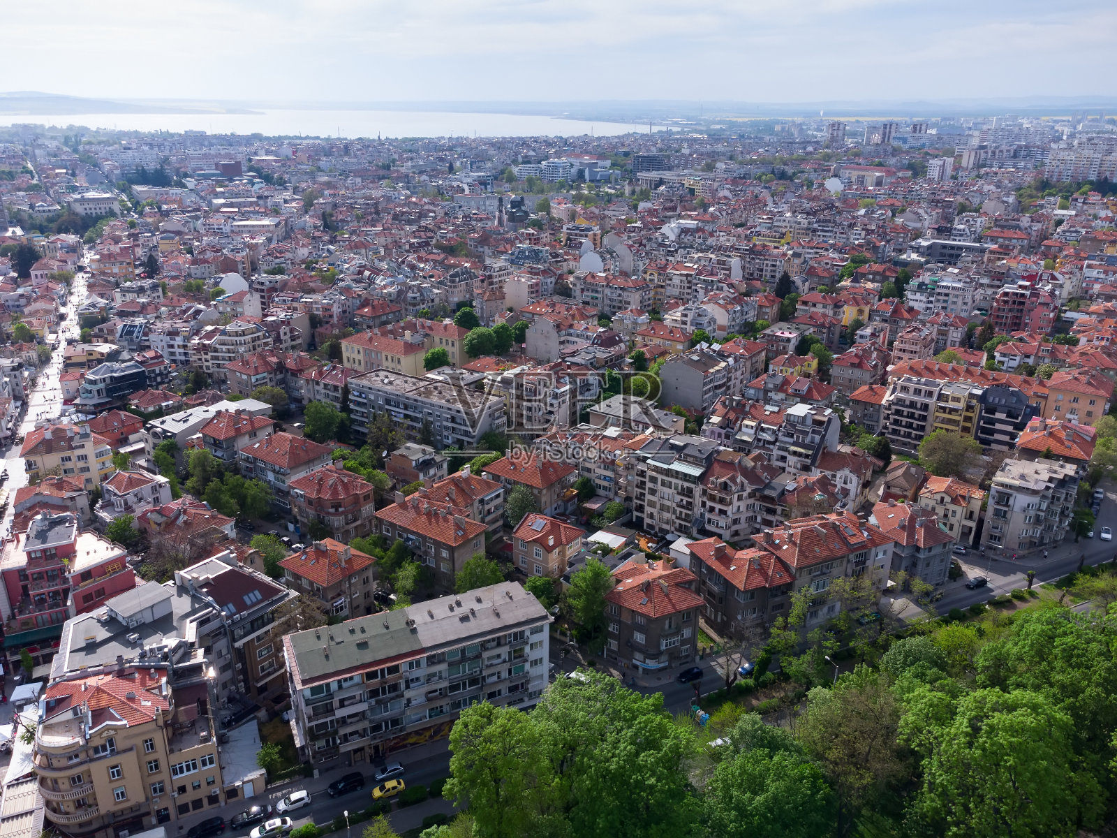 保加利亚布尔加斯市的鸟瞰图照片摄影图片