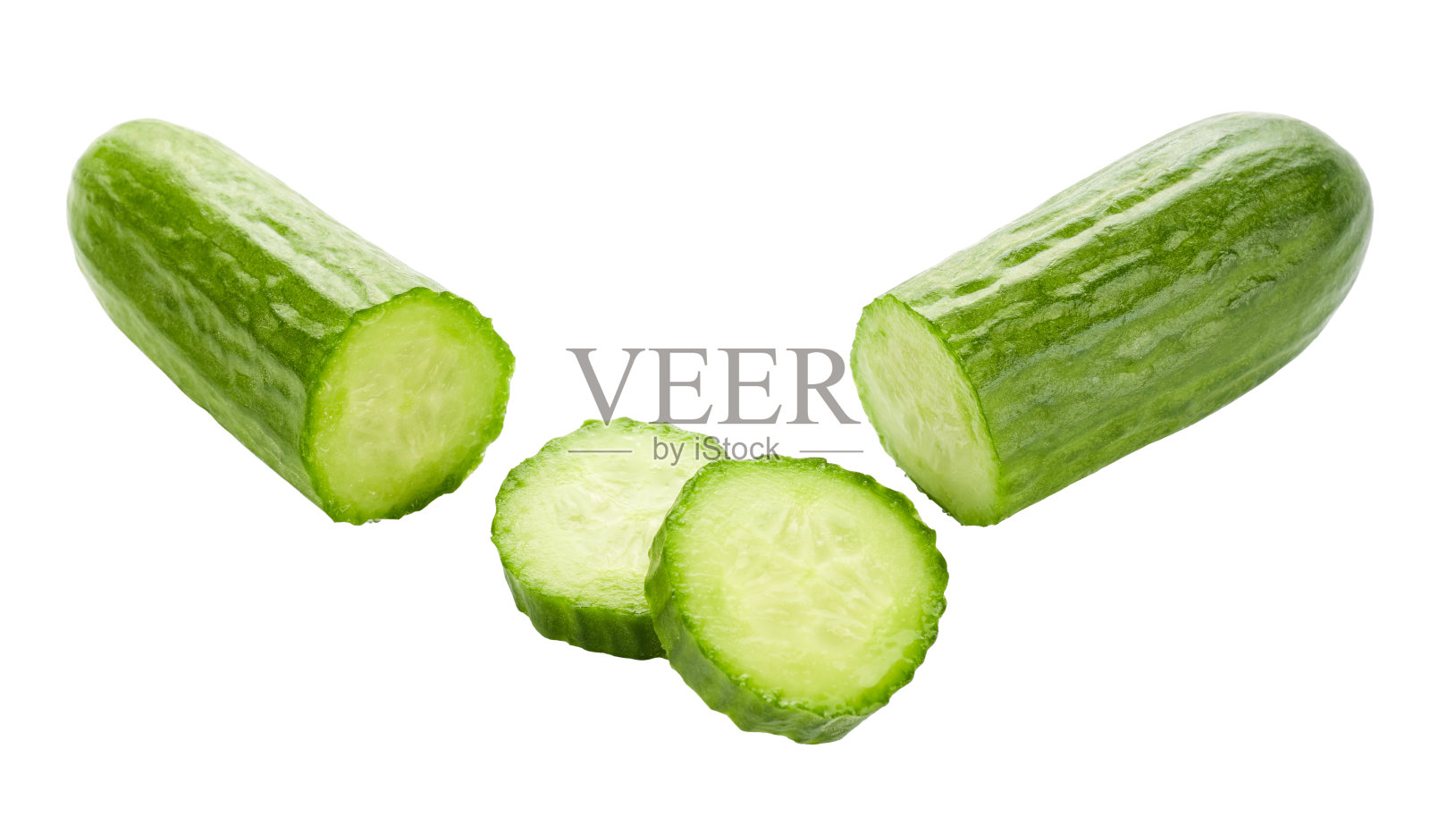 新鲜切片黄瓜孤立在白色背景上照片摄影图片