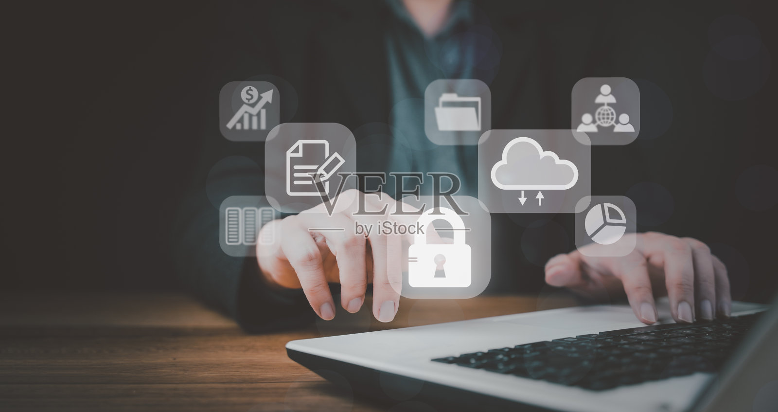 互联网安全和数据保护概念，区块链和网络安全，FTP(文件传输协议)文件接收器和计算机备份副本。利用互联网云技术进行信息交换。照片摄影图片