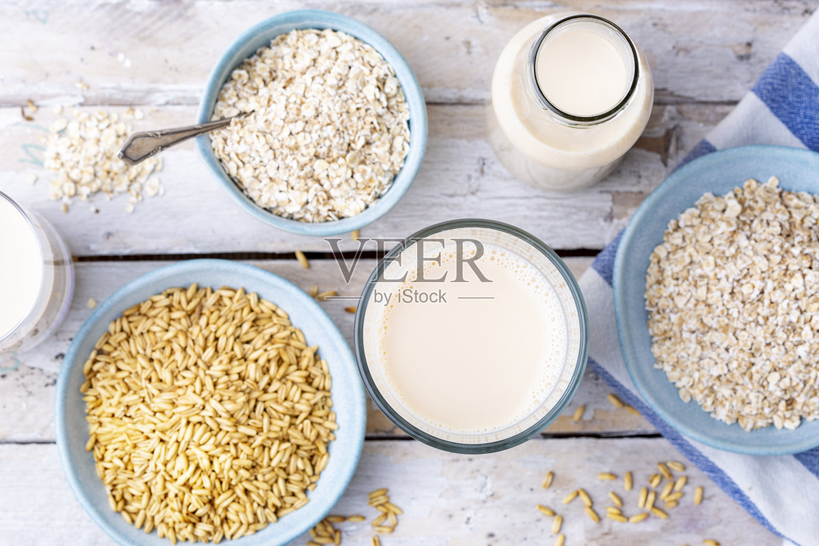 燕麦和燕麦牛奶-不含乳糖照片摄影图片
