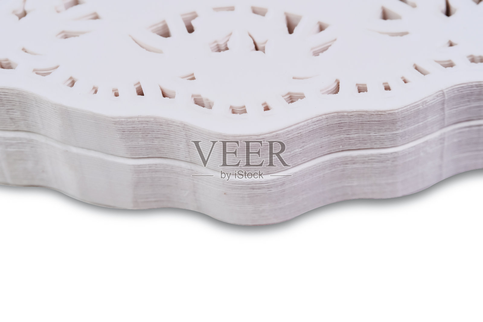 有褶边的白色圆餐巾照片摄影图片