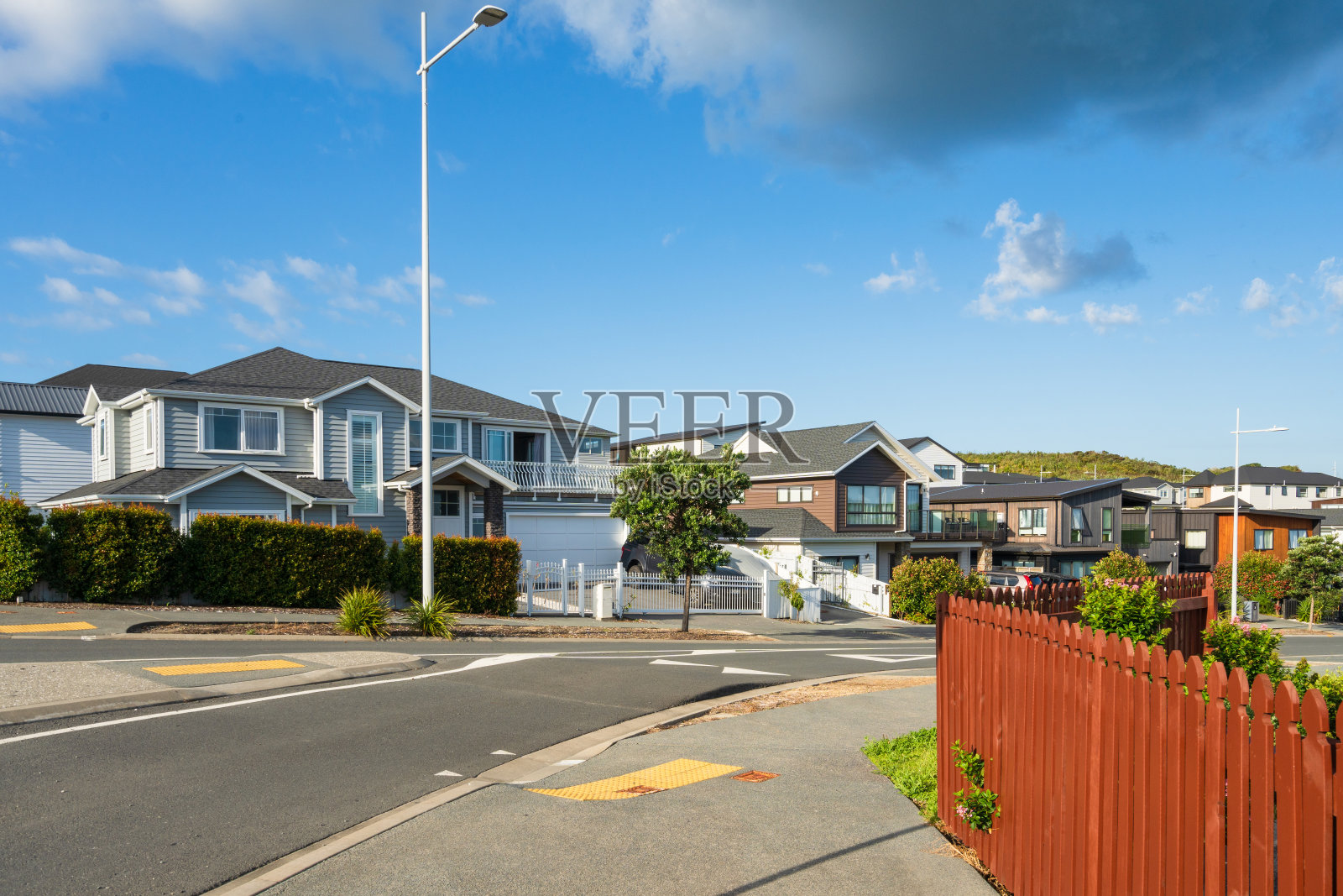 现代豪华公寓。照片摄影图片