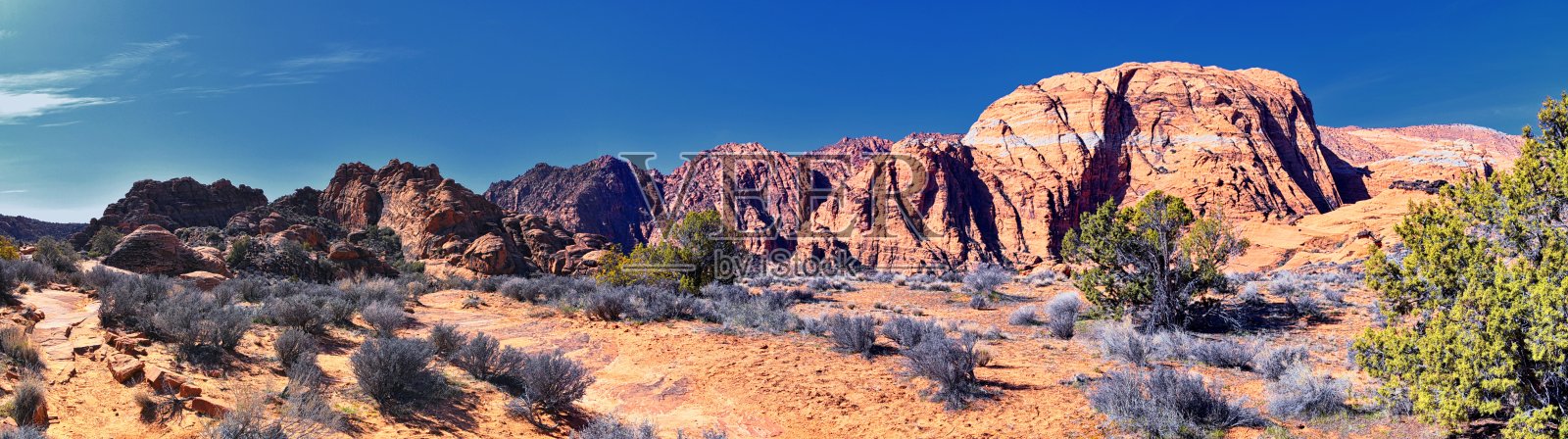 美国犹他州圣乔治，雪峡谷州立公园红沙从徒步小径俯瞰悬崖国家保护区荒野。照片摄影图片