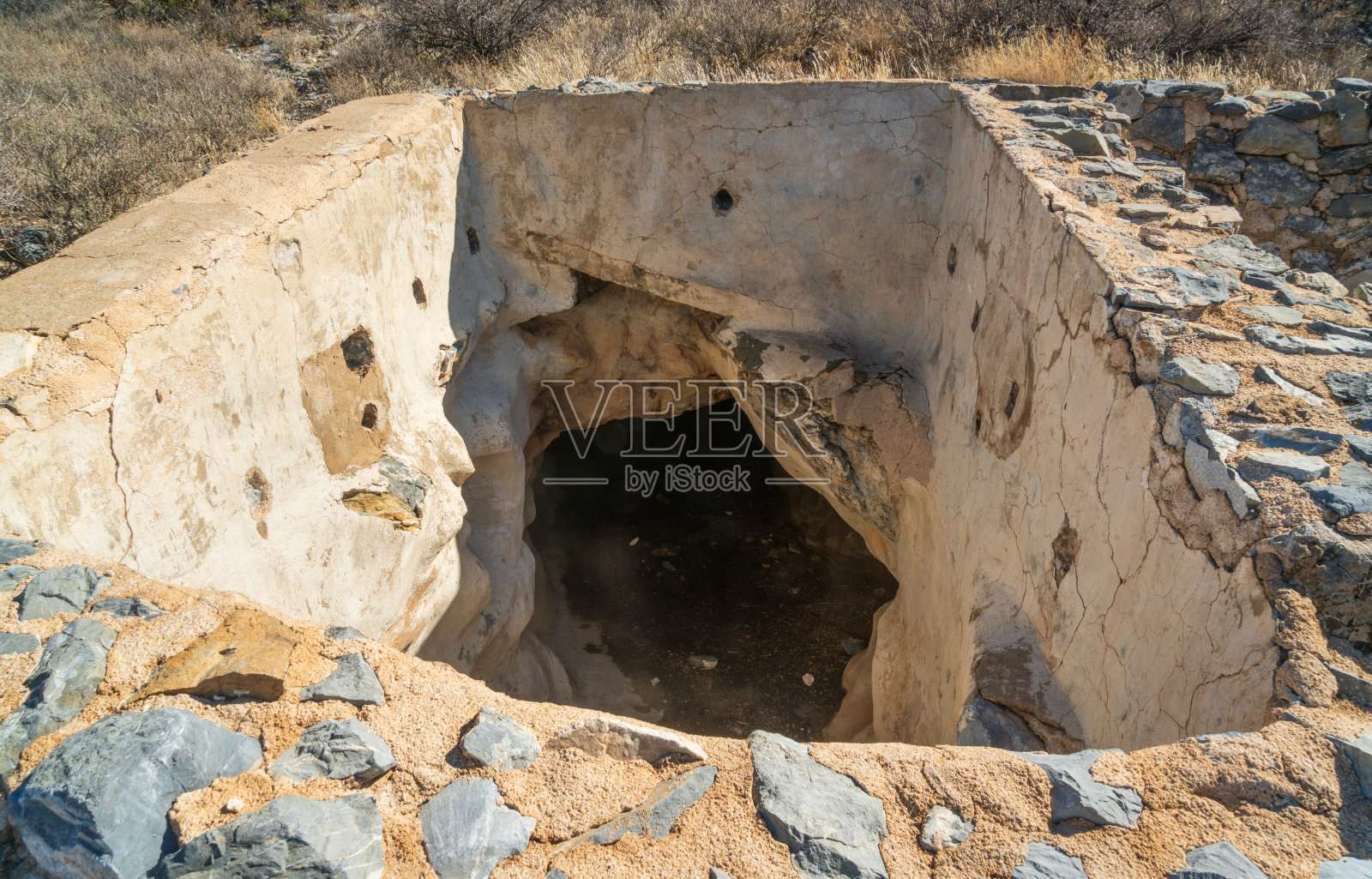 鲍伊堡国家历史遗址的地下冰箱照片摄影图片