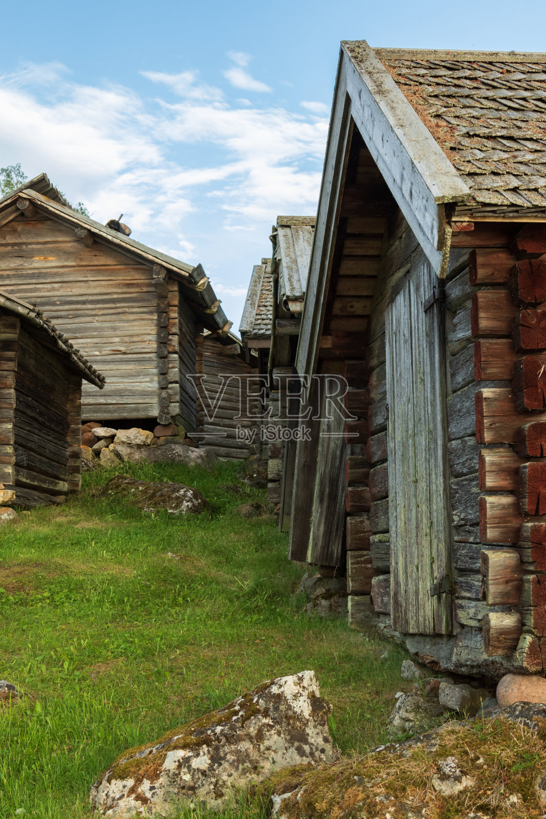 瑞典乡村的小木屋照片摄影图片