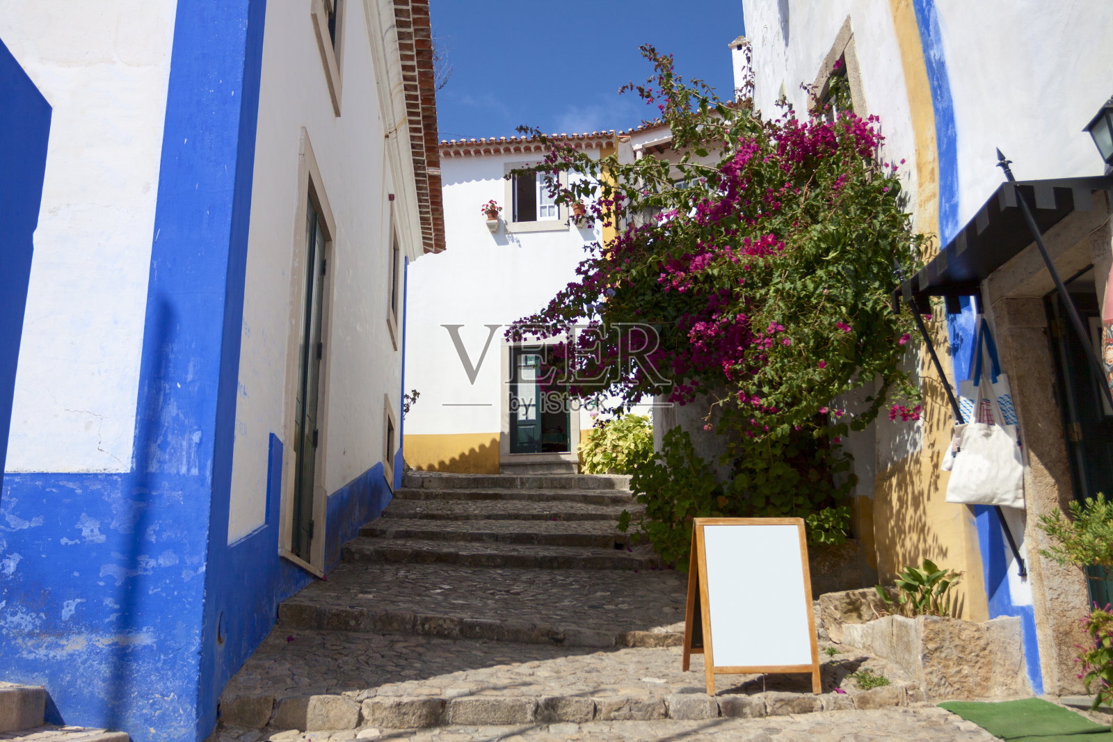 葡萄牙奥比多斯大街照片摄影图片