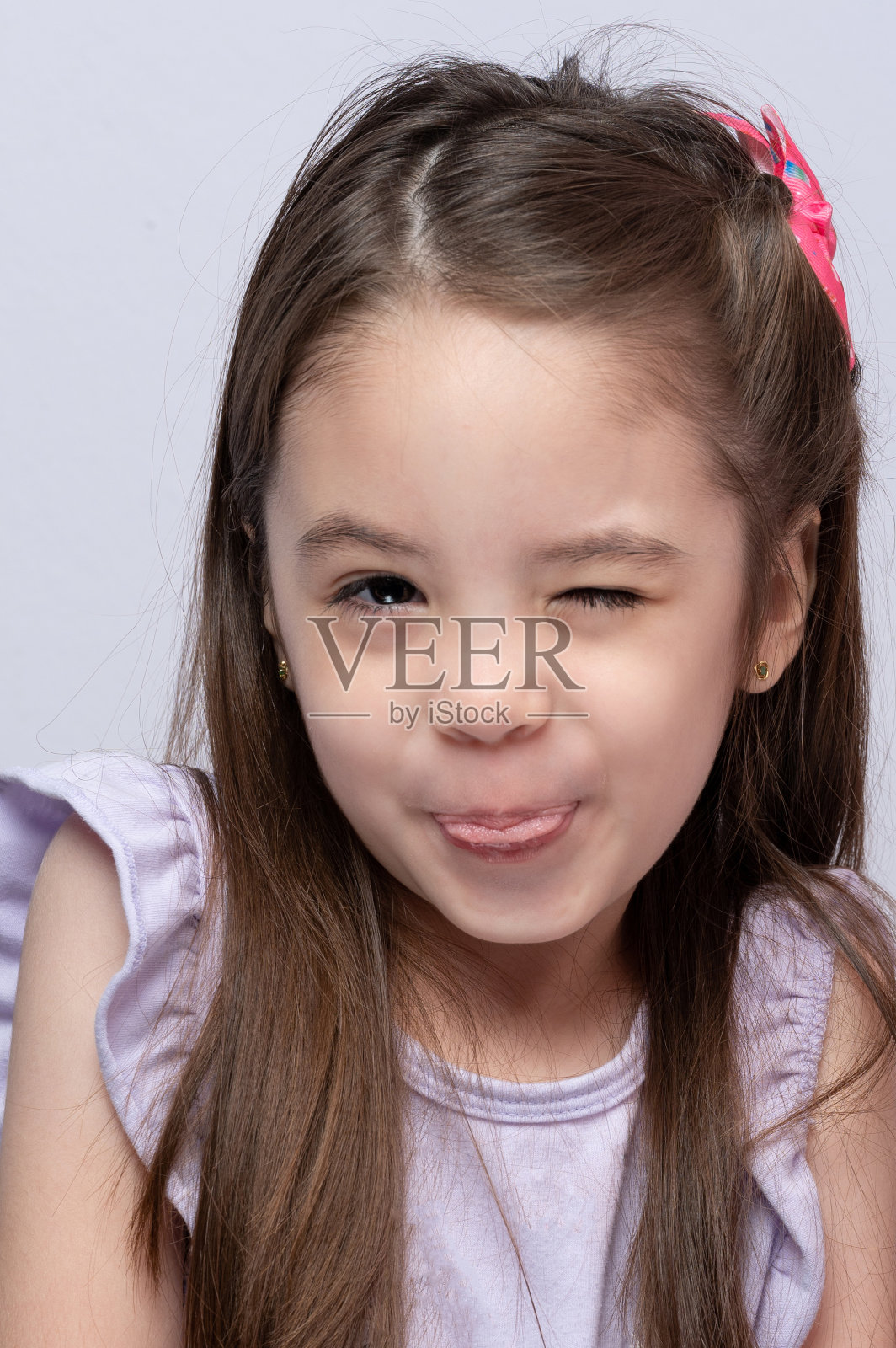 白人女孩的头像照片摄影图片