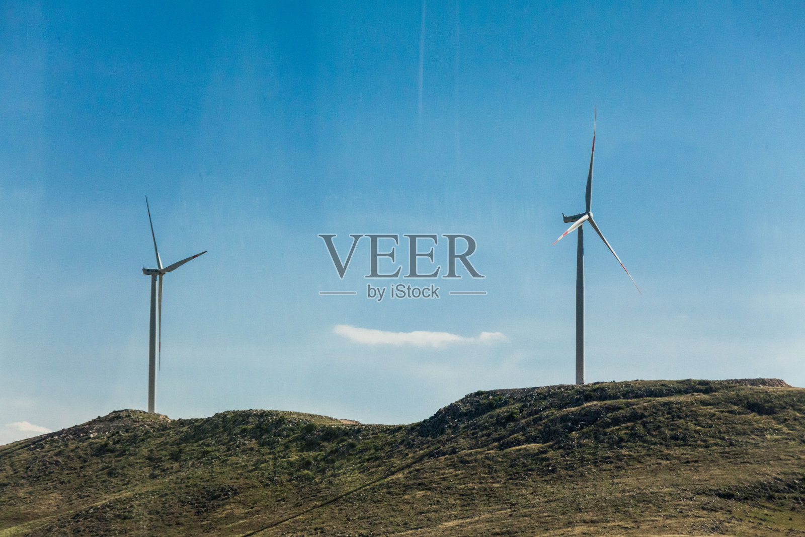 在土耳其度假，在夏天从移动的公共汽车观看阿斯帕塔景观照片摄影图片