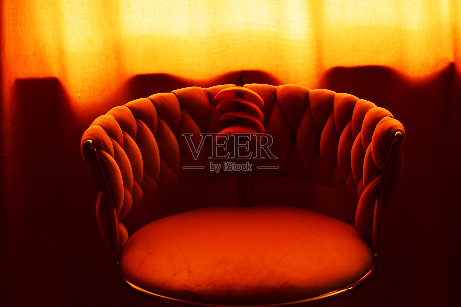 的一半照片摄影图片