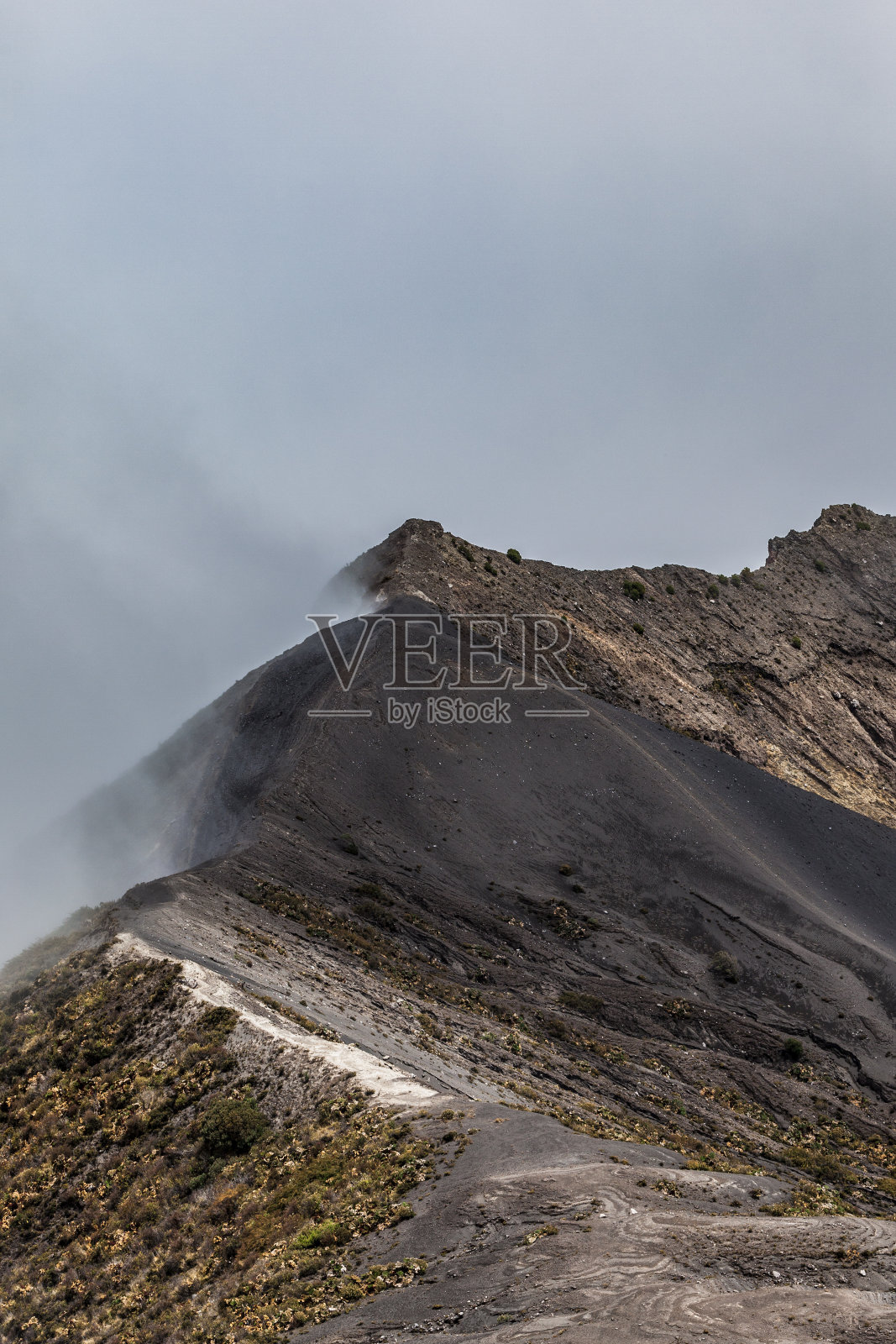 哥斯达黎加的伊拉苏火山岭照片摄影图片