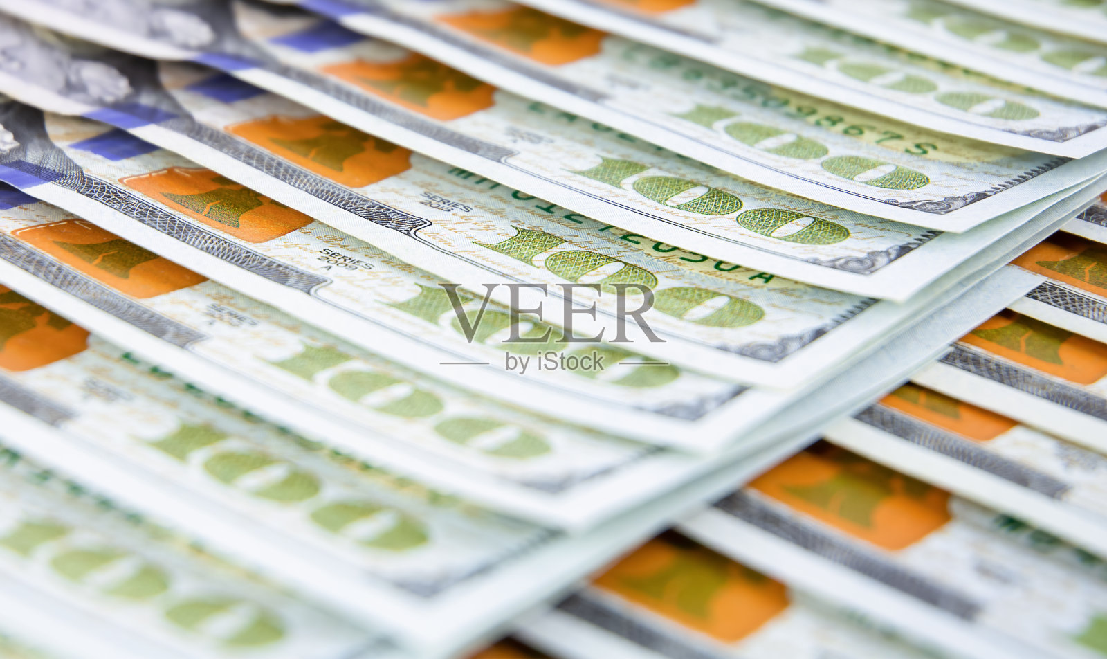 百元美钞的特写照片摄影图片