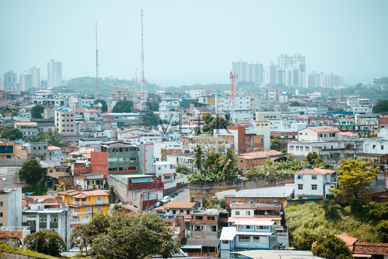 在伯南布附近的房屋和住宅建筑的远景和全景照片摄影图片