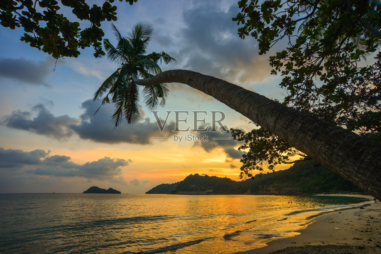 日落时美丽的大海照片摄影图片