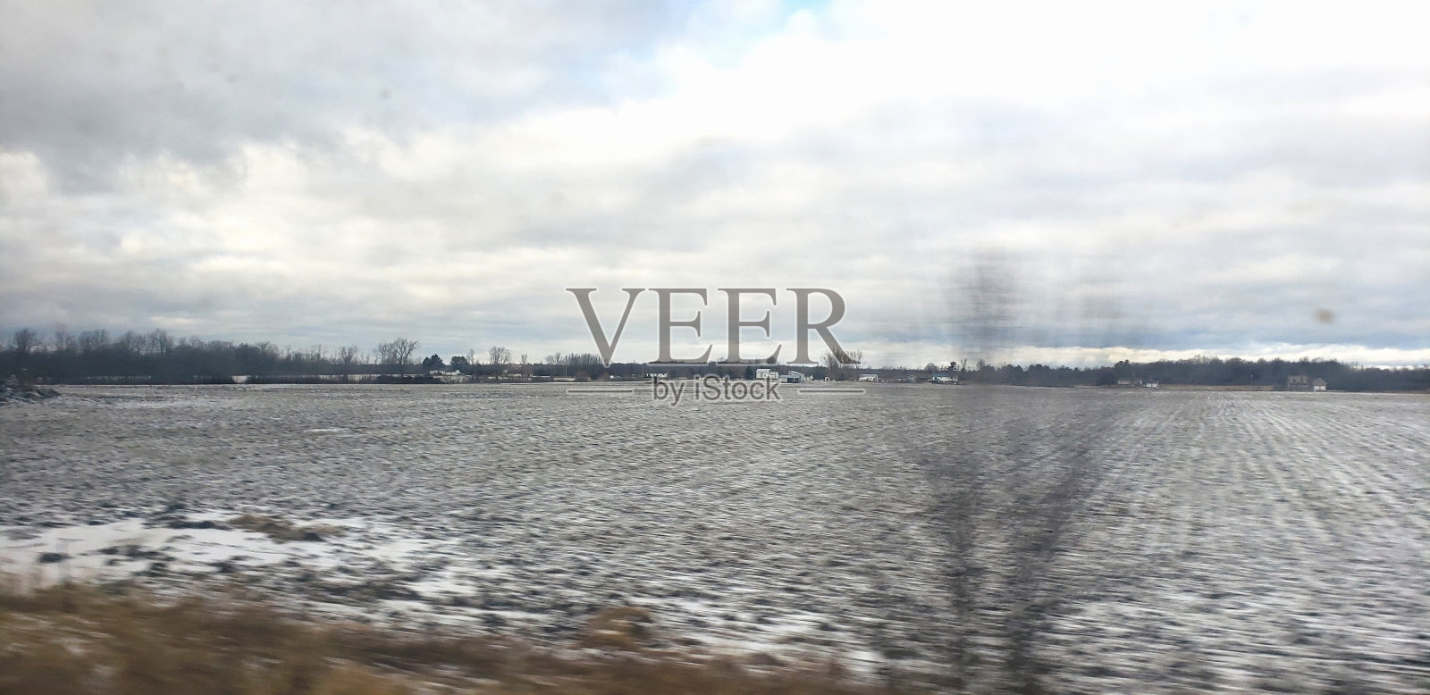 乘火车游览魁北克乡村照片摄影图片