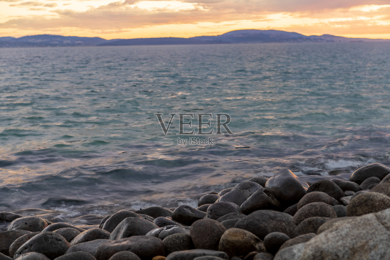 南臂日出照片摄影图片