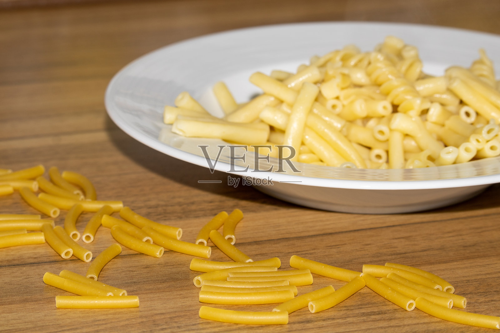 一盘面条照片摄影图片