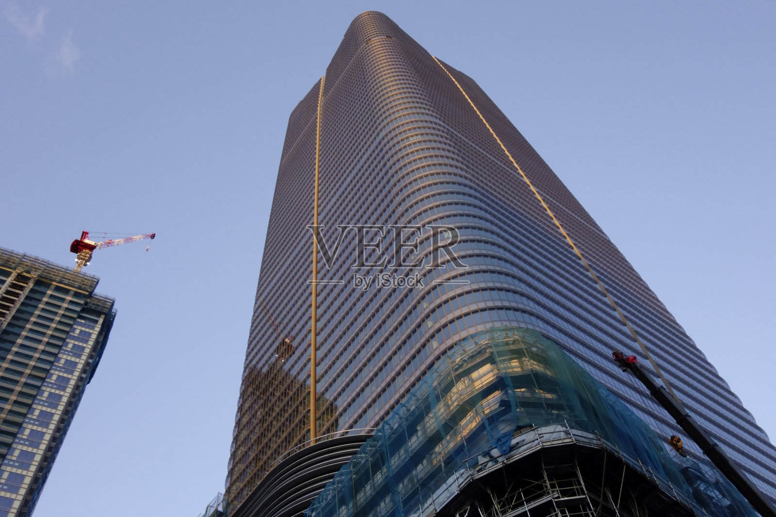 尖端城市的现代建筑照片摄影图片