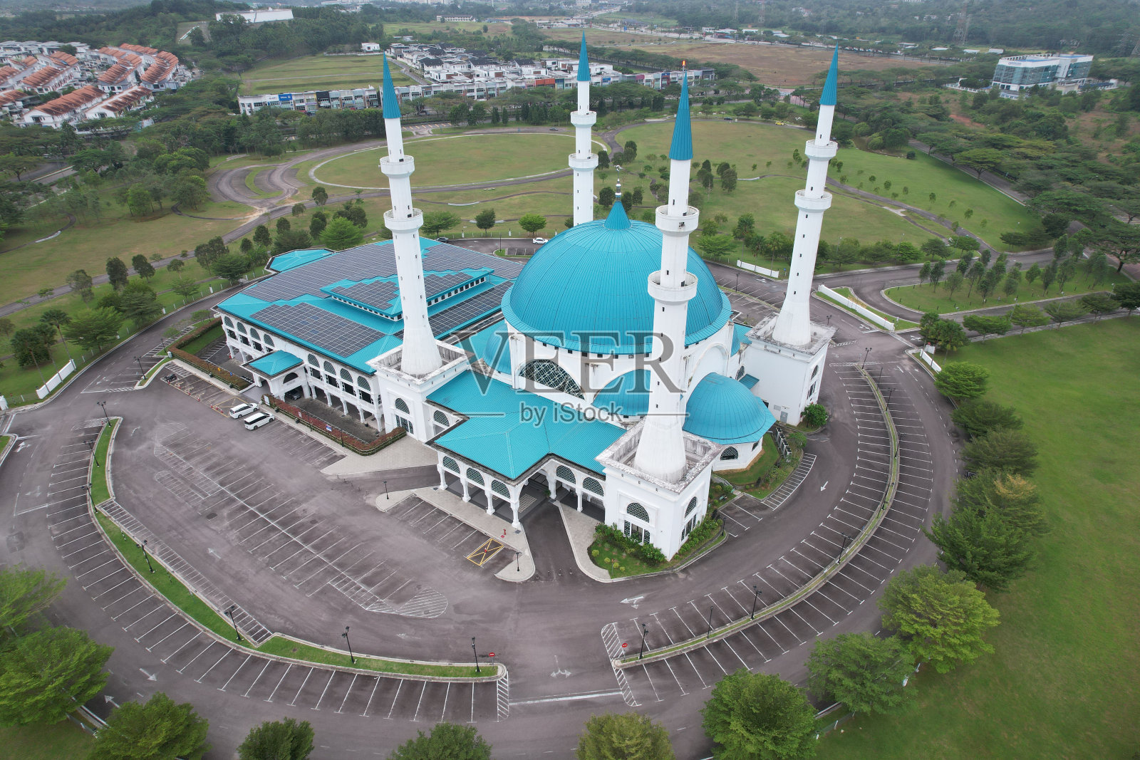 苏丹伊斯坎达清真寺的鸟瞰图照片摄影图片