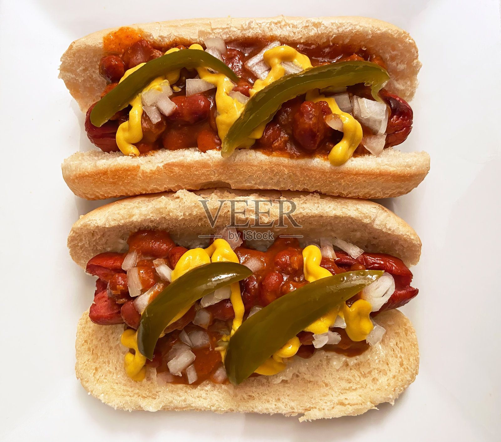 午餐要一对辣椒热狗照片摄影图片