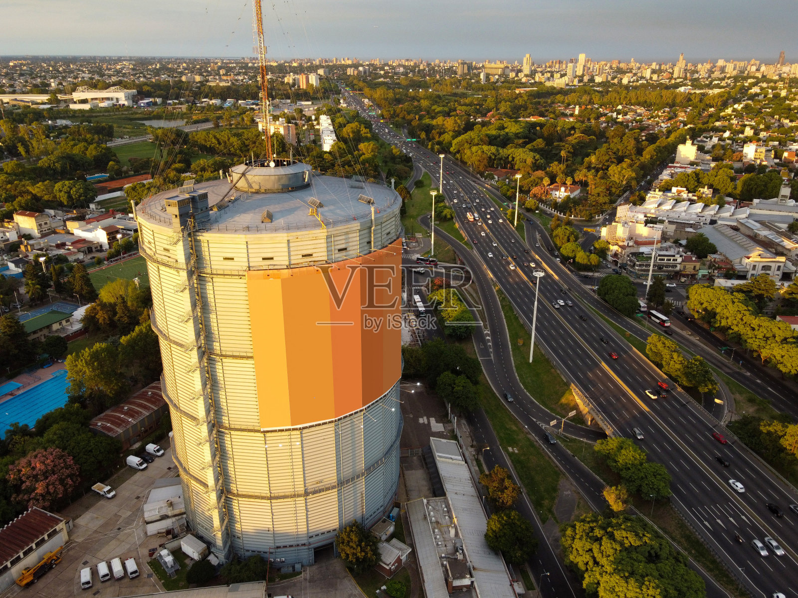 立宪大道煤气表的鸟瞰图照片摄影图片