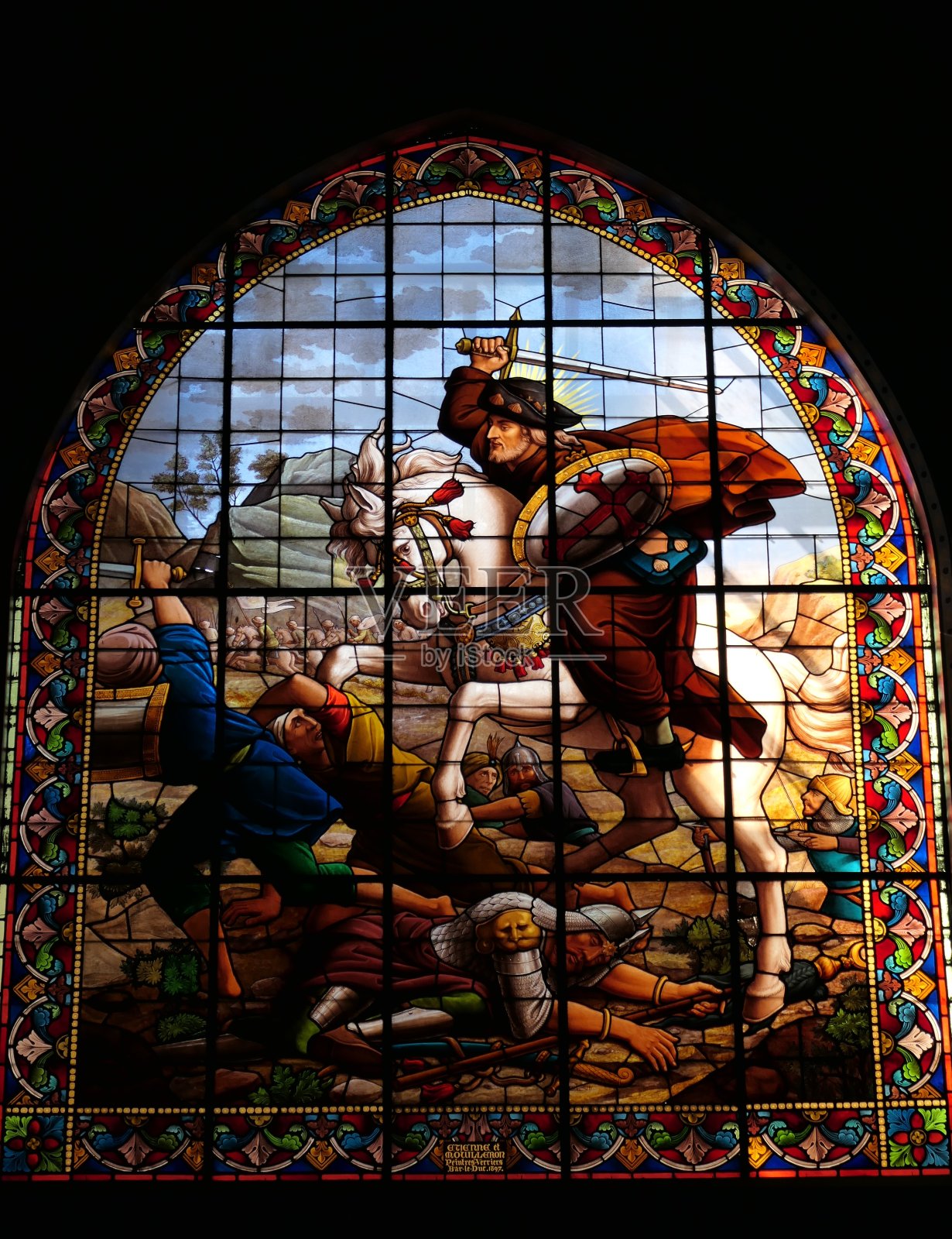 佩皮尼昂，圣雅克教堂照片摄影图片