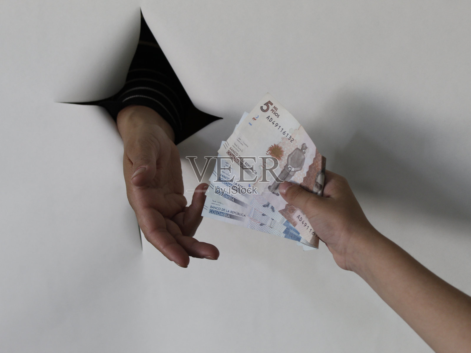 经济和金融用哥伦比亚的钱照片摄影图片