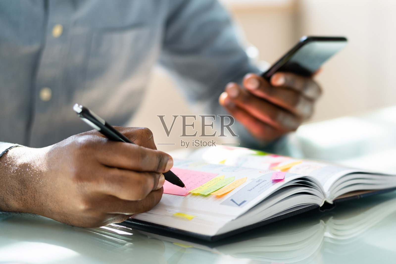 会议日程安排照片摄影图片