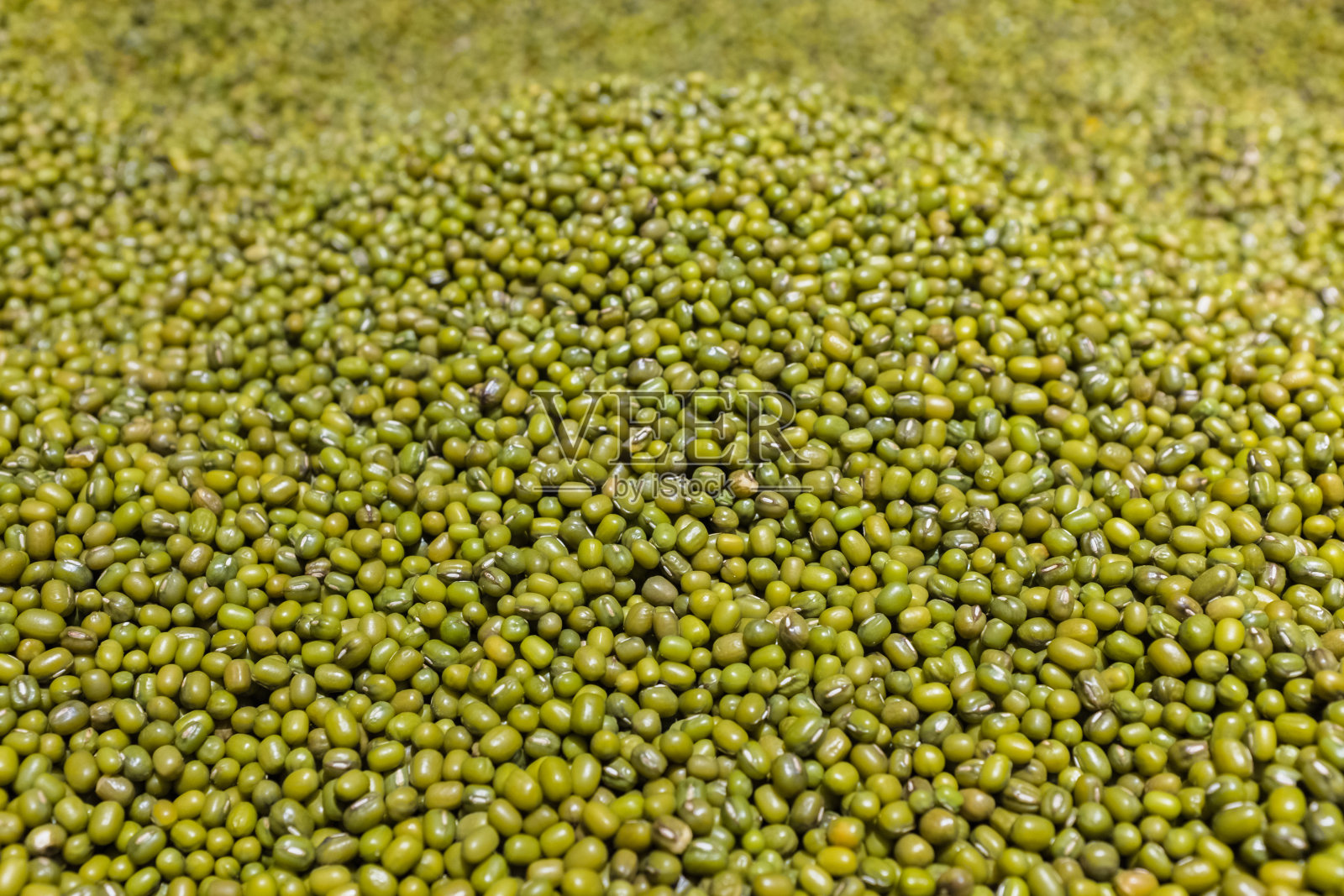 超市里的绿豆照片摄影图片